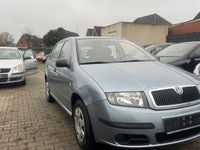 Gebraucht Skoda Fabia Classic 54 PS (39 kW) 2005 Grau Limousine
