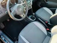 Gebraucht VW Polo Life 60 PS (44 kW) 2013 Schwarz Kleinwagen