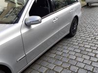 Gebraucht Mercedes E240 Elegance 177 PS (130 kW) 2004 Silber Kombi