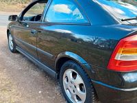 Gebraucht Opel Astra Edition 75 PS (55 kW) 1999 Schwarz Limousine