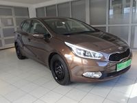 Gebraucht Kia Ceed Vision 99 PS (72 kW) 2014 Braun metallic Kleinwagen