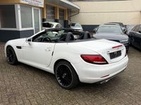Gebraucht Mercedes SLC200 184 PS (135 kW) 2018 Weiß Cabrio