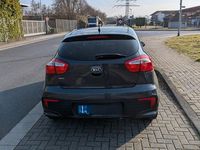Gebraucht Kia Rio Edition 7 84 PS (61 kW) 2017 Grau Limousine