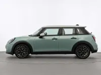 Gebraucht Mini Cooper S Favoured 204 PS (150 kW) 2025 Grün Kleinwagen