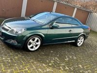 Gebraucht Opel Astra Cabriolet 140 PS (102 kW) 2008 Grün Cabrio