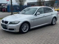 Gebraucht BMW 325 218 PS (160 kW) 2011 Grau Limousine