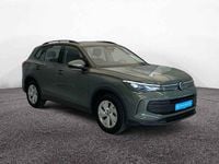 Gebraucht VW Tiguan R 131 PS (96 kW) 2024 Cipressinogrün metallic SUV