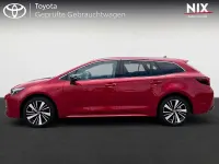 Neu Toyota Corolla 184 PS (135 kW) 2025 Karminarot Kombi