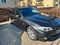 Gebraucht BMW 520 184 PS (135 kW) 2012 Grau Kombi