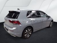 Gebraucht VW Golf VIII Move 150 PS (110 kW) 2024 Mondsteingrau Limousine