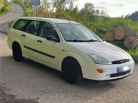 gebraucht Ford Focus Turnier 1.4 Kombi wenig Kilometer