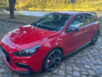 Gebraucht Hyundai i30 275 PS (202 kW) 2019 Rot Limousine