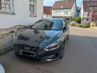 Gebraucht Hyundai i30 Intro Edition 160 PS (117 kW) 2020 Schwarz Kombi