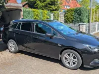 Gebraucht Opel Astra 106 PS (77 kW) 2017 Schwarz Kombi