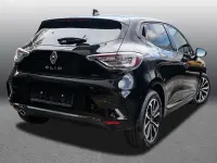 Używany Renault Clio V Techno 91 KM (66 kW) 2025 Czarny Sedan/Limuzyna