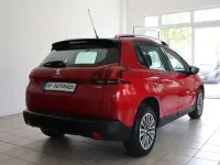 Gebraucht Peugeot 2008 Active 110 PS (80 kW) 2017 Lackierung ultimaterot/metallic SUV