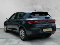Neu Seat Leon 150 PS (110 kW) 2025 Grau Limousine