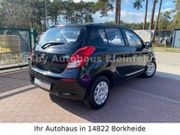 Gebraucht Hyundai i20 Edition 86 PS (63 kW) 2014 Schwarz Kleinwagen