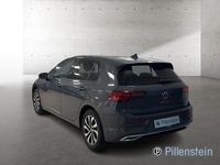 Gebraucht VW Golf VIII Active 150 PS (110 kW) 2023 Grau Limousine