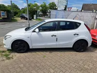 Gebraucht Hyundai i30 90 PS (66 kW) 2009 Weiß Limousine