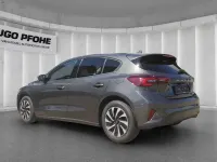 Gebraucht Ford Focus Titanium 125 PS (91 kW) 2022 Grau Limousine