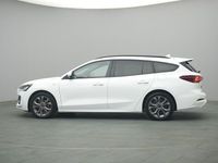 Gebraucht Ford Focus ST-Line X 125 PS (91 kW) 2022 Frozen white Limousine
