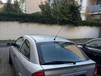 Gebraucht Opel Astra 136 PS (100 kW) 1998 Silber Limousine