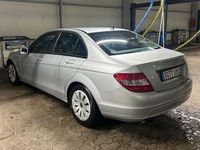 Gebraucht Mercedes C180 156 PS (114 kW) 2010 Silber Limousine
