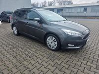 Gebraucht Ford Focus Basis 101 PS (74 kW) 2017 Grau Kombi