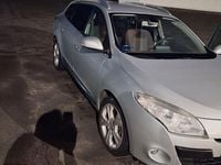 Gebraucht Renault Mégane III Dynamique 110 PS (80 kW) 2011 Grau Limousine