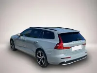 Gebraucht Volvo V60 Plus 455 PS (334 kW) 2024 Manufacturer Kombi