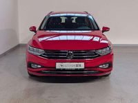 Używany VW Passat 122 KM (89 kW) 2023 Czerwony Kombi