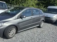 Gebraucht Mercedes B180 109 PS (80 kW) 2009 Mountaingrau  met. Van / Kleinbus