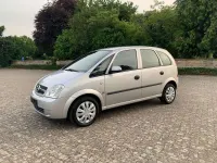 Gebraucht Opel Meriva 75 PS (55 kW) 2004 Silber Van / Kleinbus