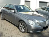 Gebraucht Mercedes E250 204 PS (150 kW) 2009 Grau Limousine