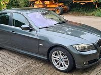 Gebraucht BMW 330 272 PS (200 kW) 2009 Grau Limousine