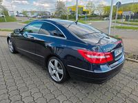 Second-hand Mercedes E250 204 CP (150 kW) 2010 Albastru Coupe
