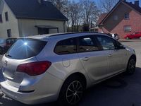 Gebraucht Opel Astra 140 PS (102 kW) 2011 Silber Kombi