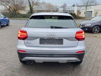 Gebraucht Audi Q2 Design 150 PS (110 kW) 2018 Silber SUV