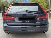 Gebraucht Volvo V90 Momentum 190 PS (139 kW) 2016 Blau Kombi