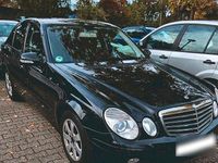 Gebraucht Mercedes E200 183 PS (134 kW) 2007 Schwarz Limousine