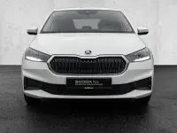 Gebraucht Skoda Fabia Active 80 PS (58 kW) 2023 Weiß Kleinwagen