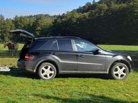 Gebraucht Mercedes ML280 190 PS (139 kW) 2006 Schwarz SUV
