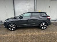 Gebraucht Nissan Qashqai 131 PS (96 kW) 2016 Schwarz SUV