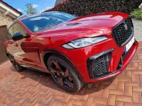 Gebraucht Jaguar F-Pace SVR 551 PS (405 kW) 2024 Firenze red (metallic) SUV