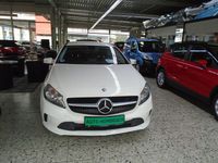 Gebraucht Mercedes A160 Urban 90 PS (66 kW) 2016 Weiß Limousine