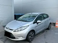 Gebraucht Ford Fiesta Trend 60 PS (44 kW) 2009 Silber Limousine
