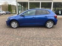 Gebraucht VW Polo Style 95 PS (69 kW) 2024 Reef blue metallic Kleinwagen