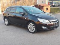 Gebraucht Opel Astra 120 PS (88 kW) 2012 Violet Kombi