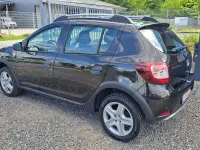 Używany Dacia Sandero Prestige 90 KM (66 kW) 2014 Czarny SUV